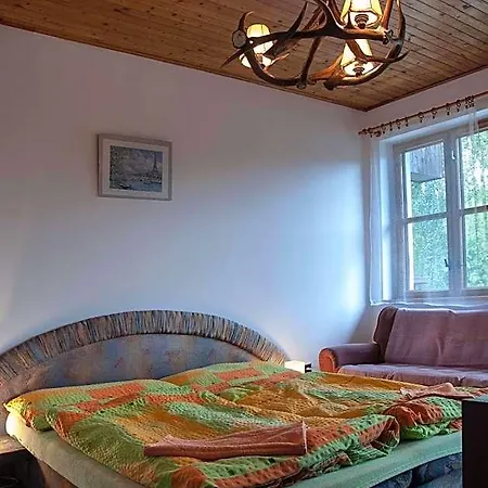 Lovecky Jivak 3* Loučeň